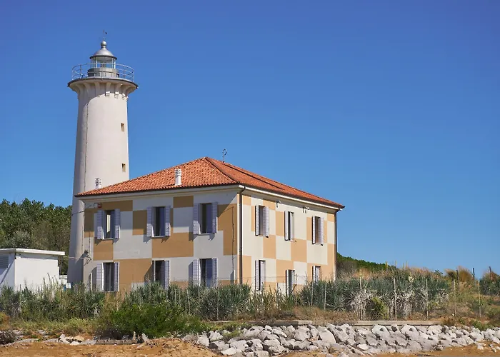 Apartment Family Steps From Pluto