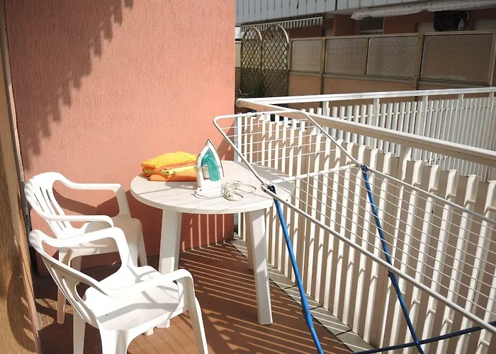 Family Steps From Pluto Apartment