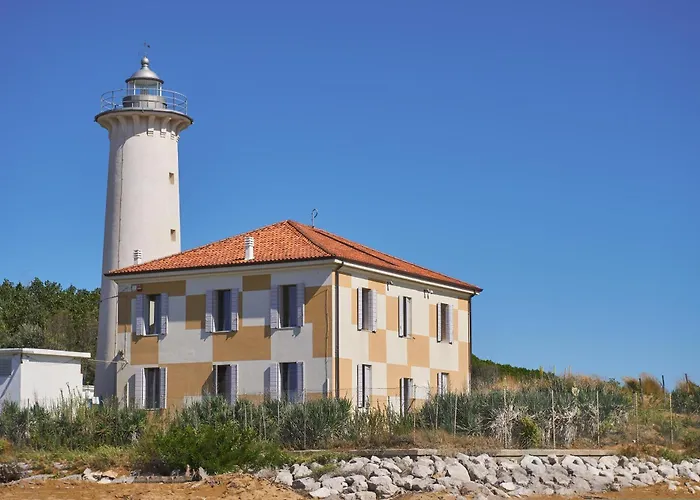 Family Steps From Pluto Lägenhet *